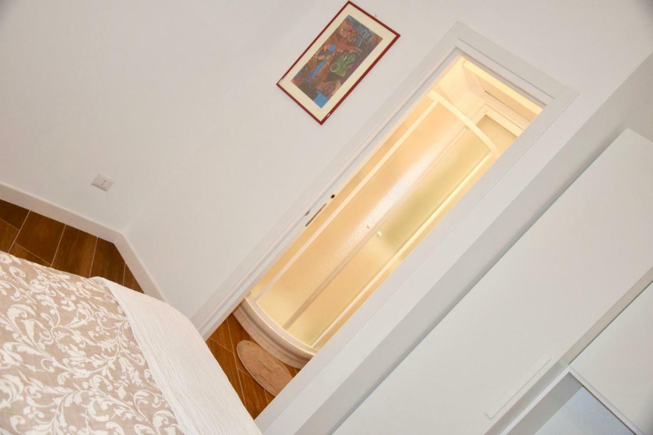 Terrazza San Giovanni Apartment ローマ エクステリア 写真