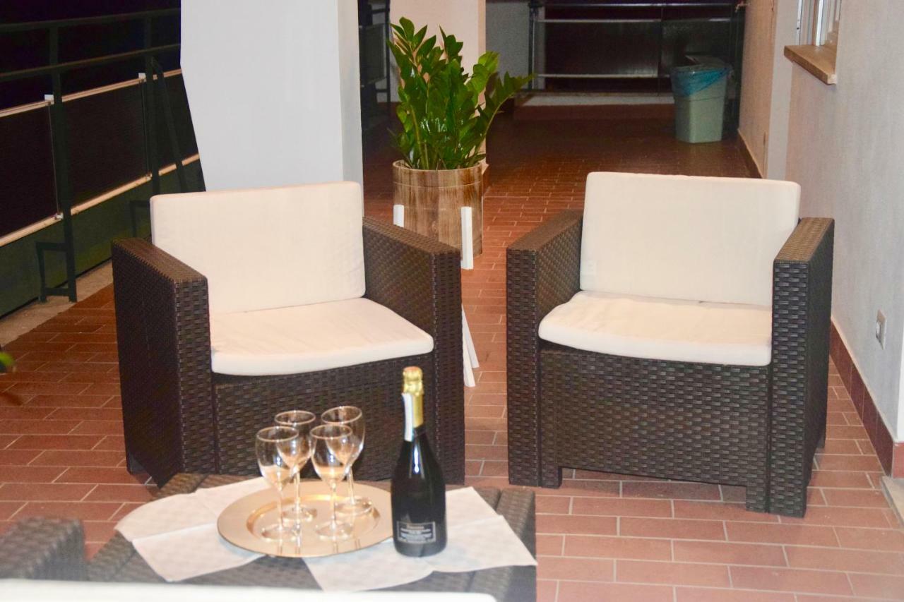 Terrazza San Giovanni Apartment ローマ エクステリア 写真